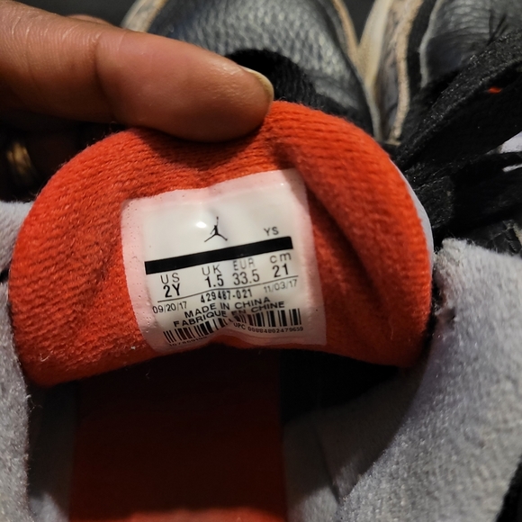 Jordan 5 - Picture 4 of 4